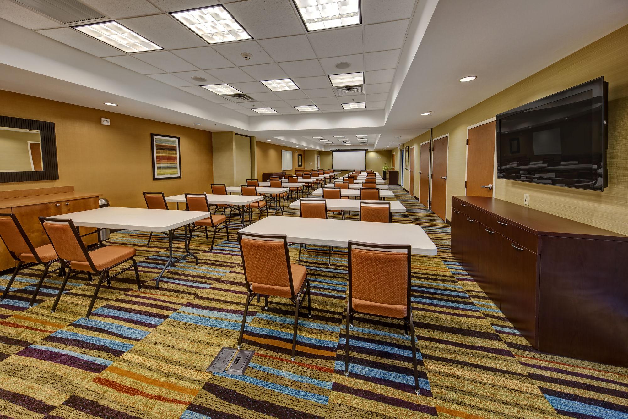 Fairfield Inn And Suites By Marriott Weatherford Exterior photo